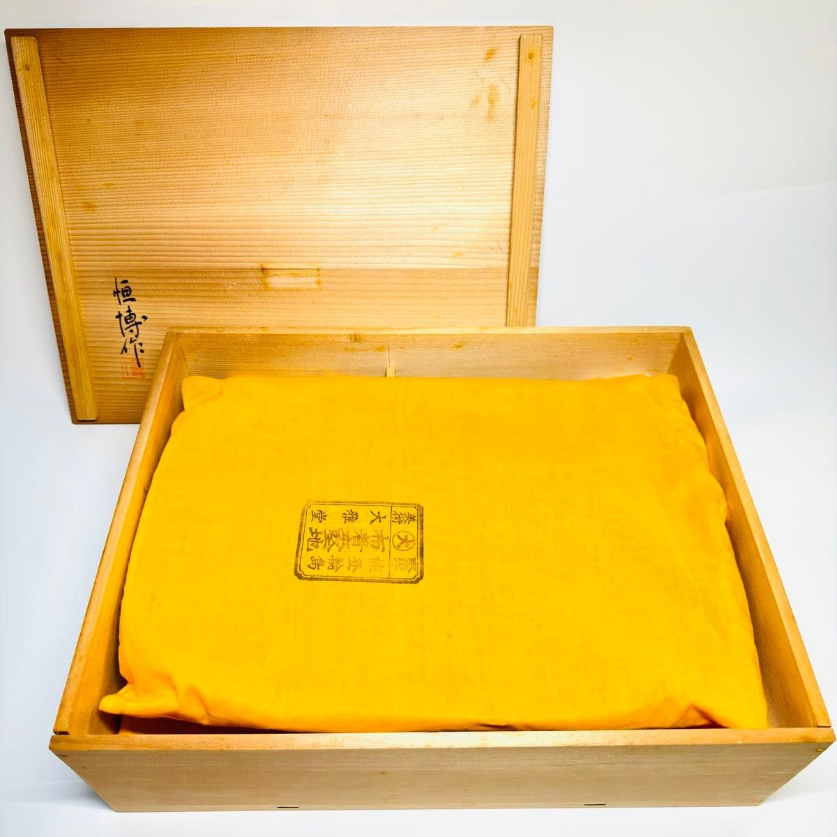 Amazon.co.jp: 輪島塗 東恒博 寿松沈金 おもてなしセット 皿 Amazon.co.jp: 輪島塗 東恒博 寿松沈金 おもてなしセット 皿